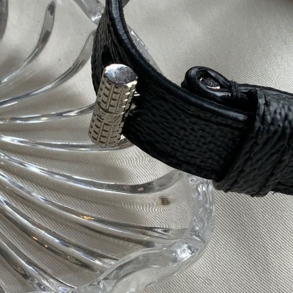 Louis Vuitton Checkered damier bracelet - Picture 2 of 9